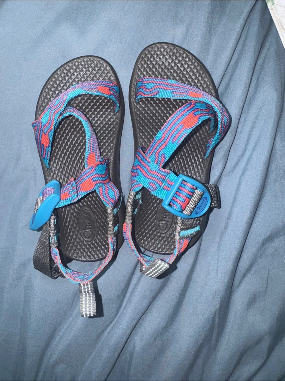 Chaco Kids Blue & Red Patterned Webbing Sandals - Picture 1 of 4